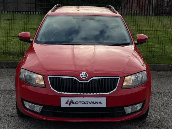 Skoda Octavia 2014 photo 2