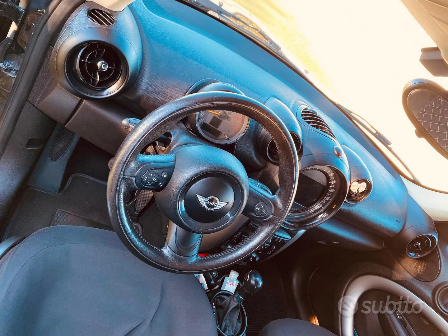 Mini Mini Countryman 2016 photo 2