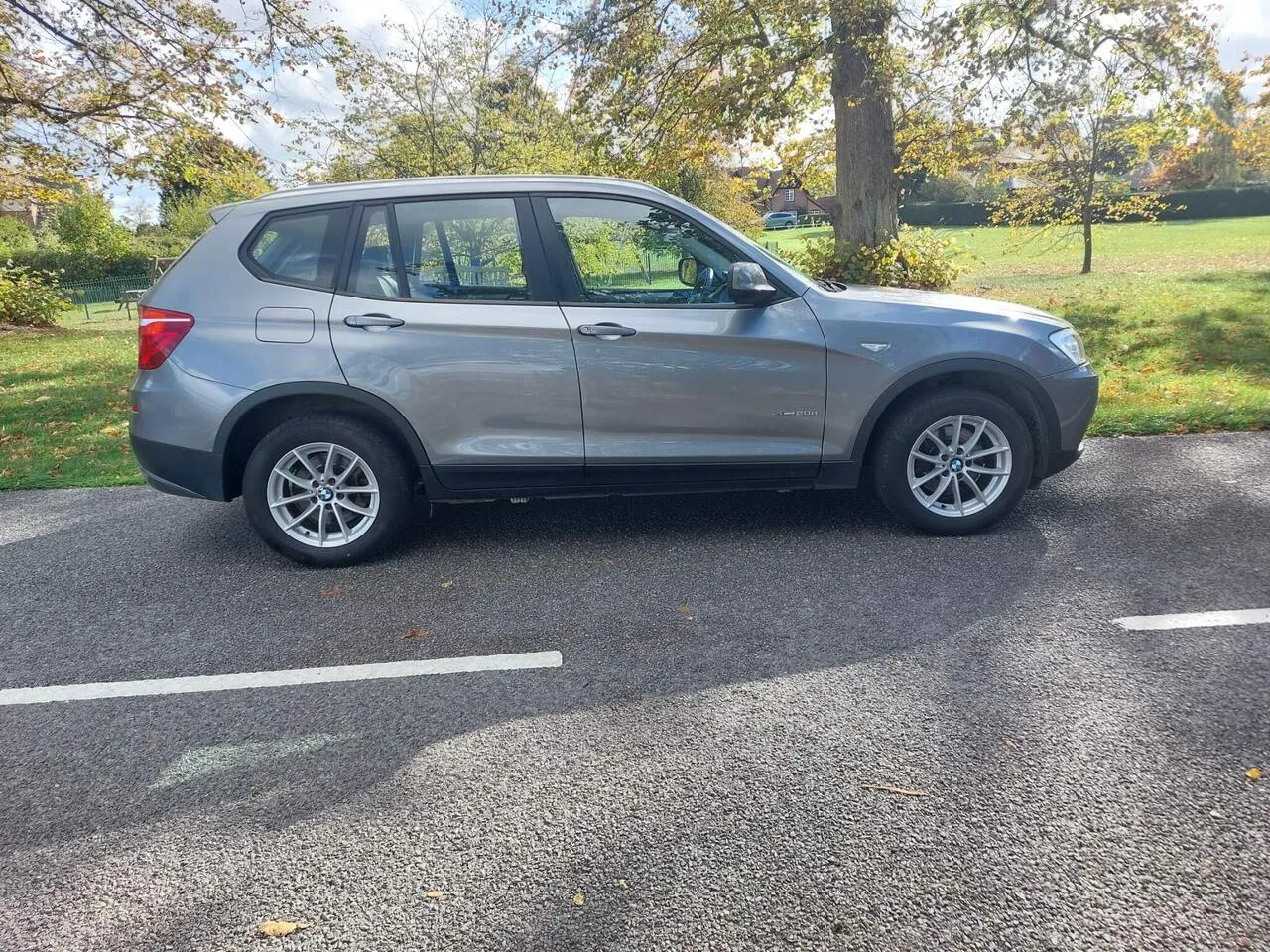 BMW X3 2011 photo 2