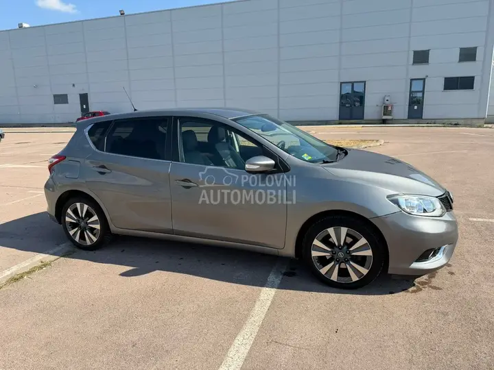 Nissan Pulsar 2015 photo 2