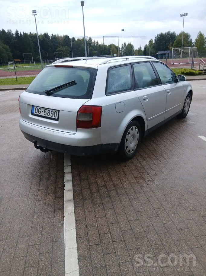 Audi A4 2002 photo 3
