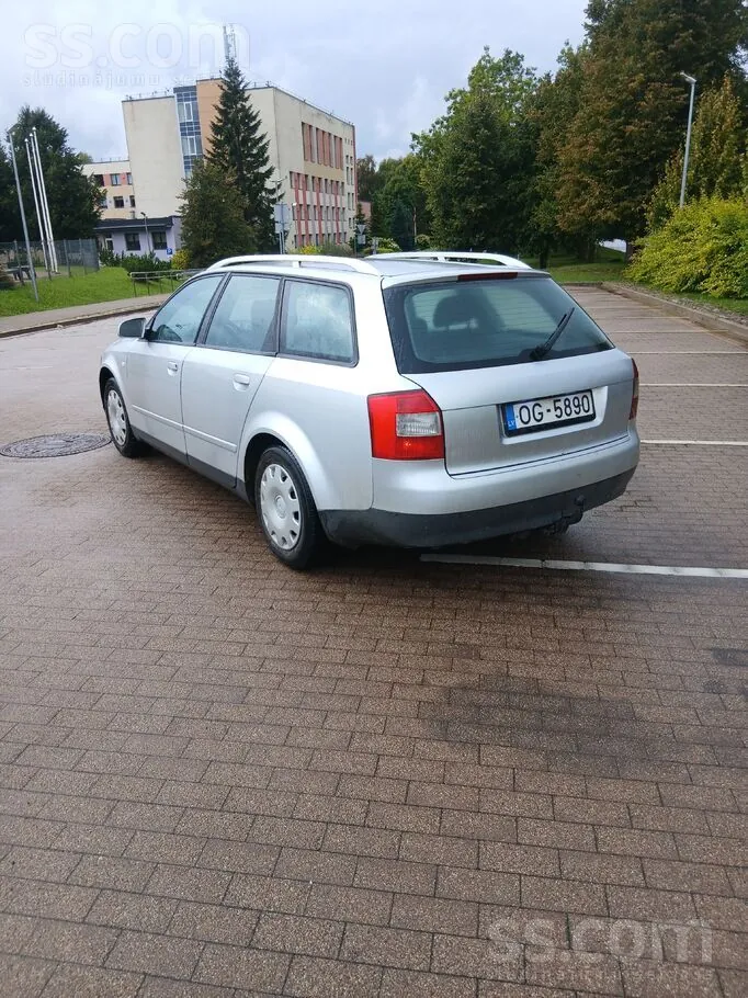 Audi A4 2002 photo 4