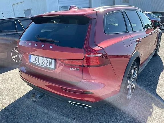Volvo V60 Cross Country 2022 photo 3