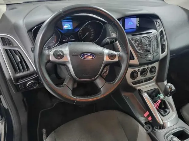 Ford Focus 2011 photo 5