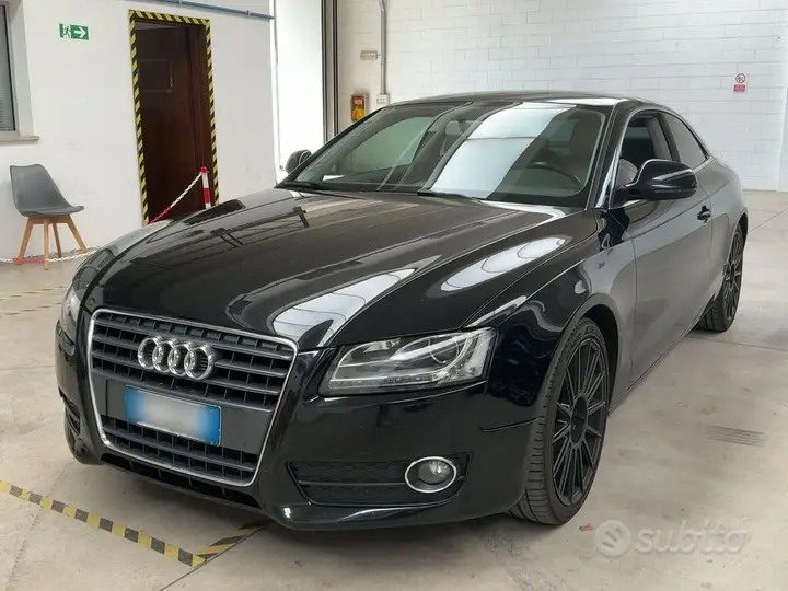 Audi A5 2009 photo 4