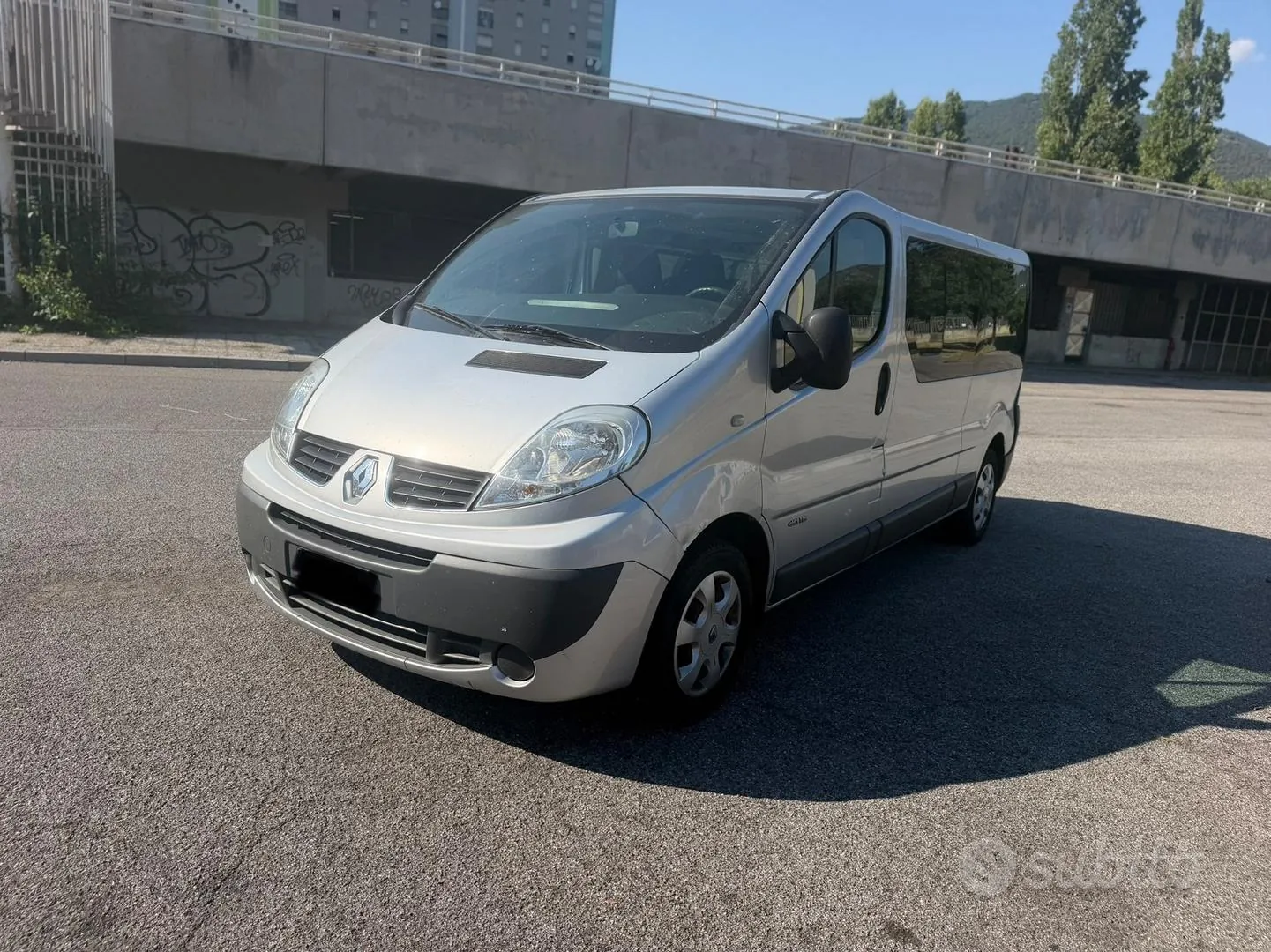 Renault Trafic 2007 photo 2