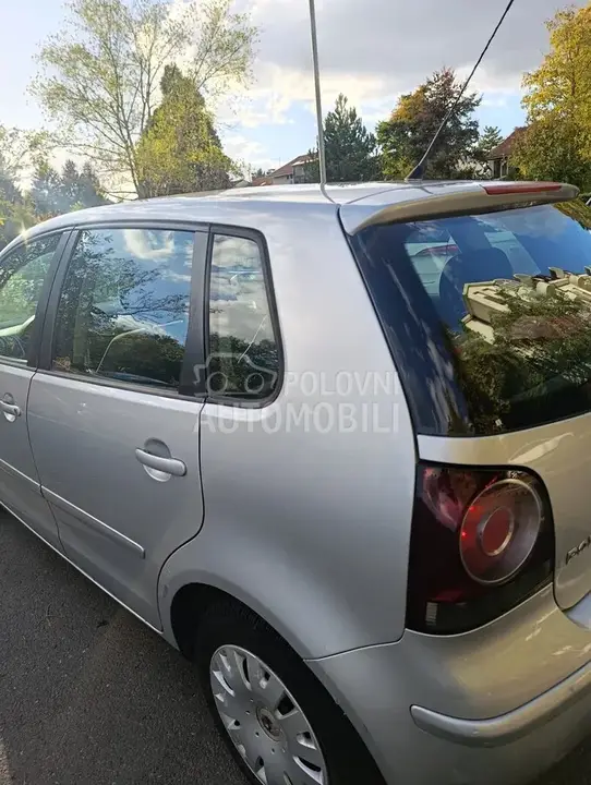Volkswagen Polo 2006 photo 3