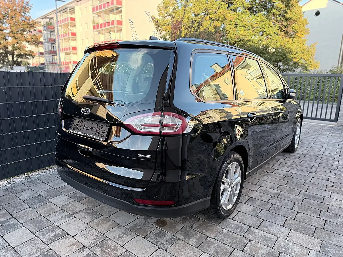 Ford Galaxy 2022 photo 3