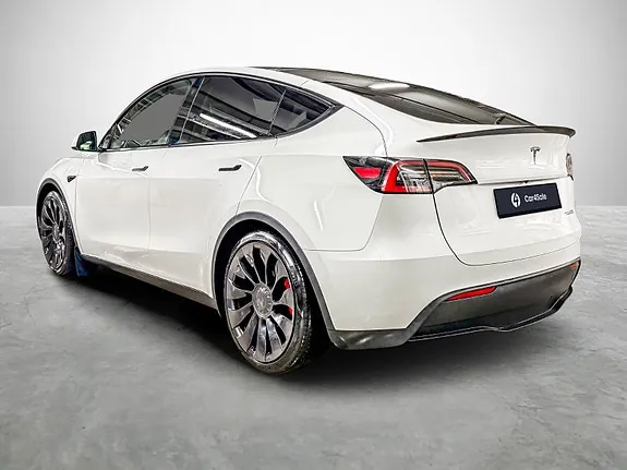 Tesla Model Y 2024 photo 3