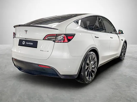 Tesla Model Y 2024 photo 5