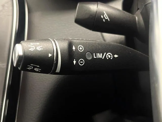 Mercedes-Benz C-Class 2015 photo 4