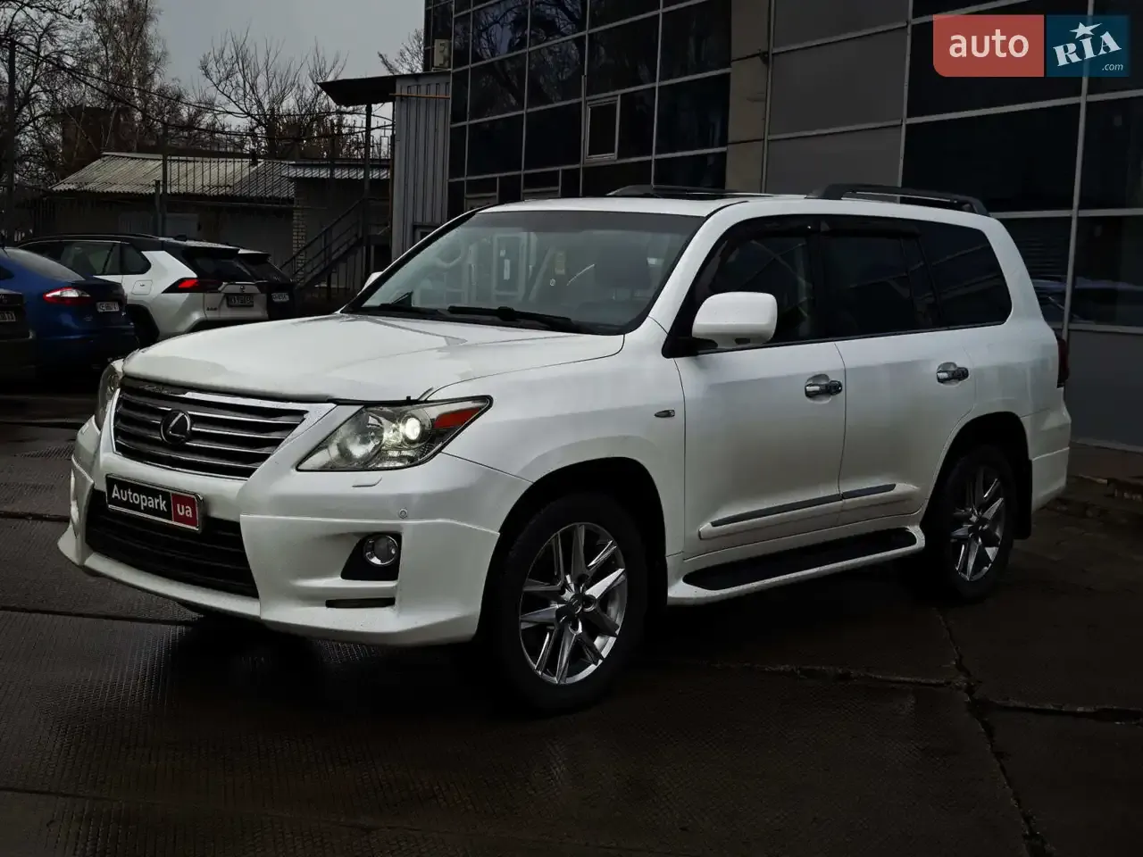 Lexus Lx