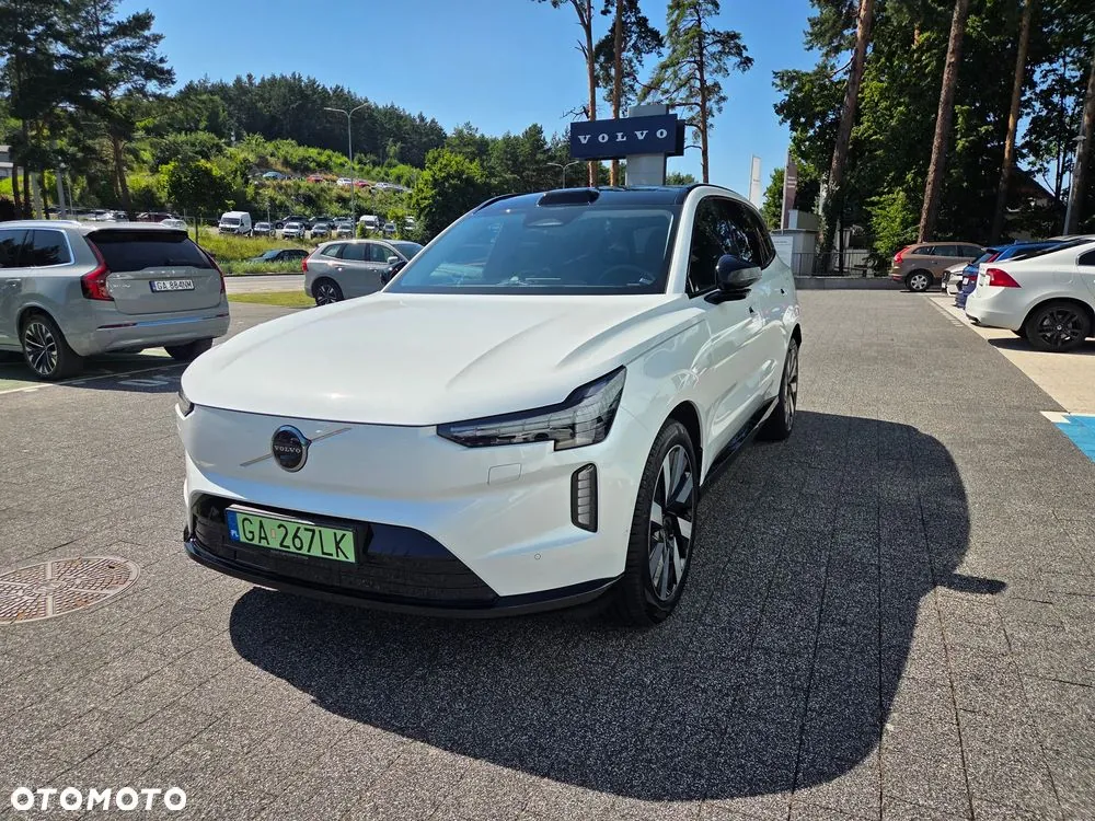 Volvo Ex90