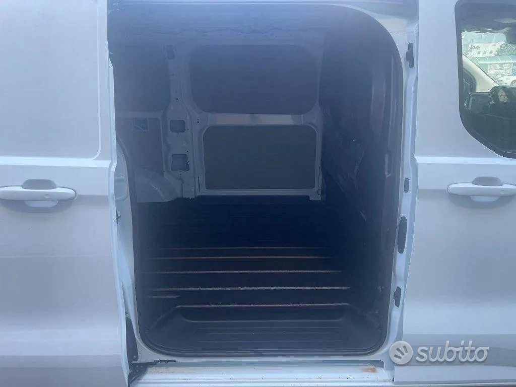 Ford Transit Custom 2024 photo 5