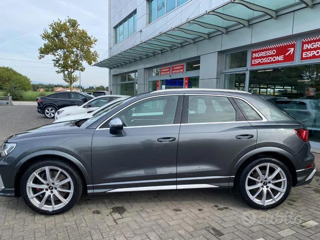 Audi Q3 2021 photo 4