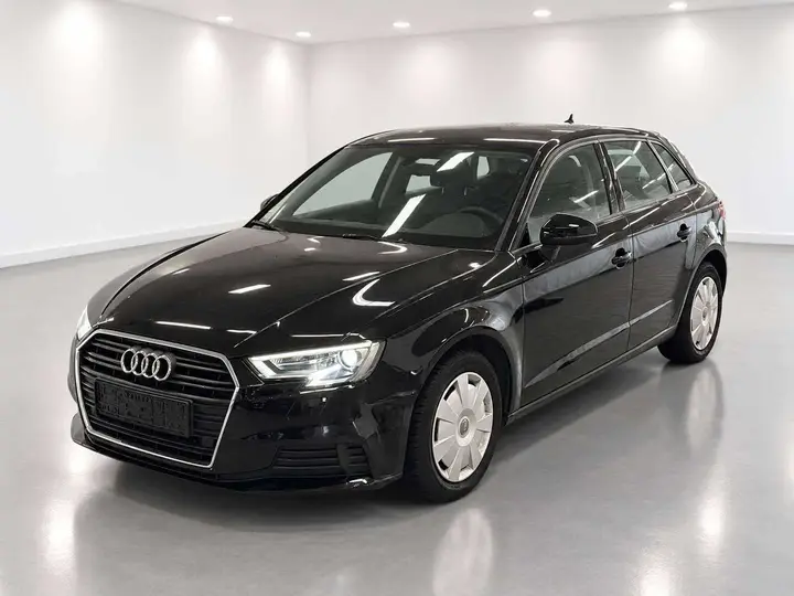 Audi A3 2019 photo 3