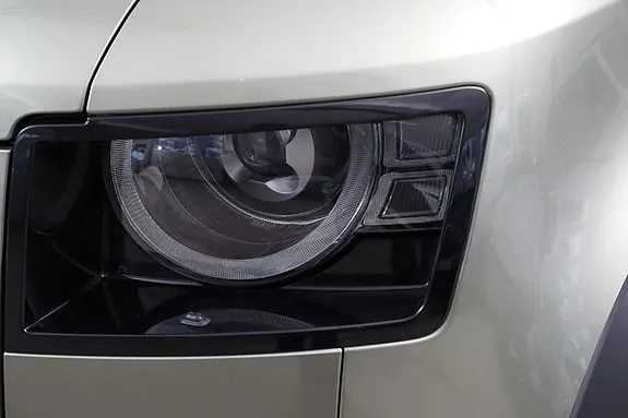 Land Rover Defender 110 2020 photo 3
