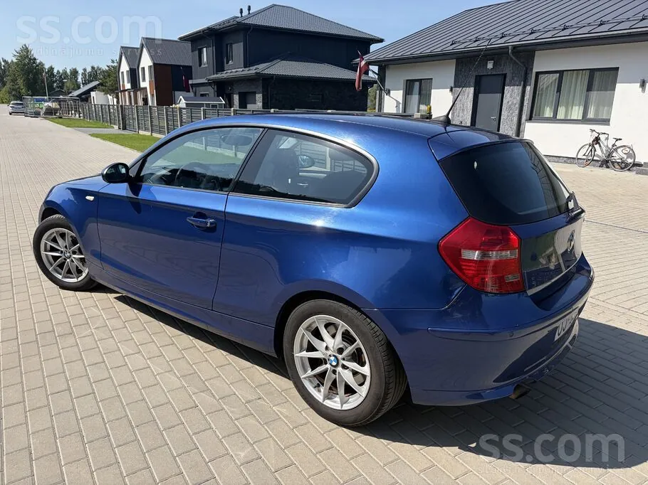 BMW 318D 2008 photo 3