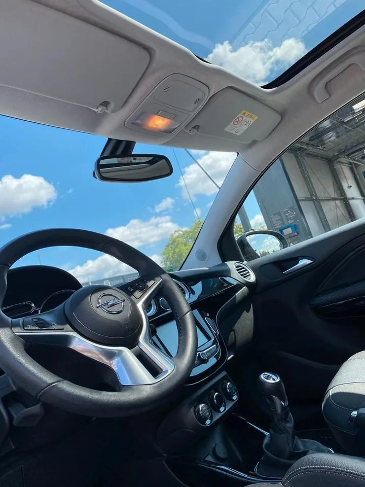 Opel Adam