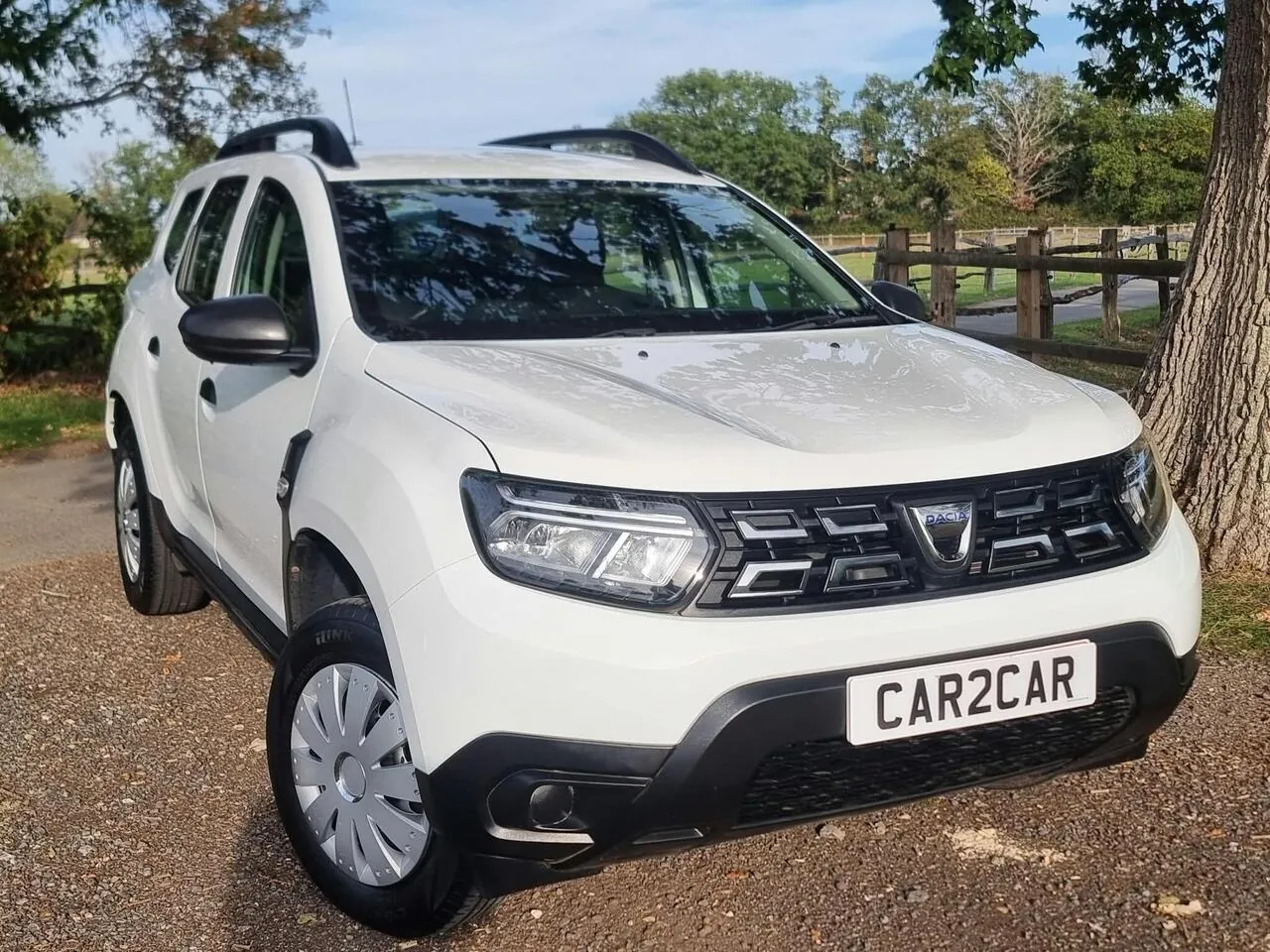 Dacia Duster 2022 photo 2