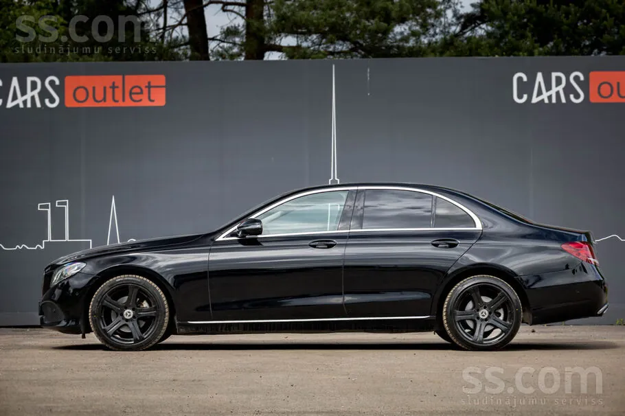 Mercedes-Benz E220 2017 photo 5