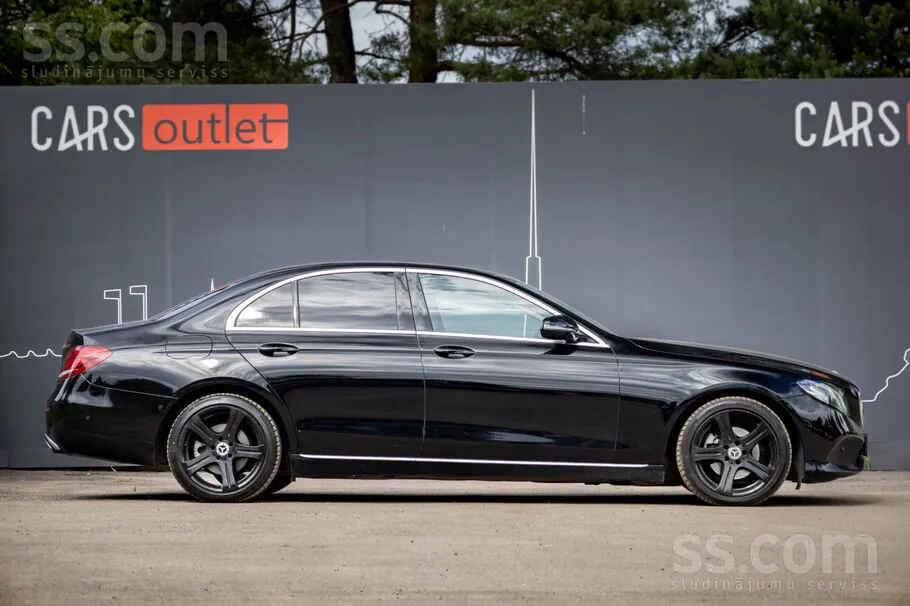 Mercedes-Benz E220 2017 photo 4