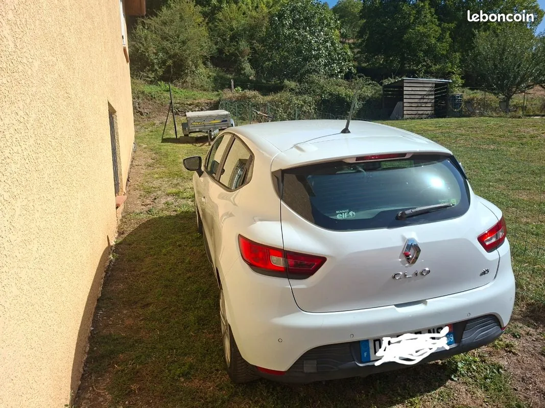 Renault Clio 2013 photo 3