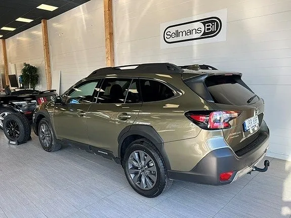 Subaru Outback 2025 photo 2