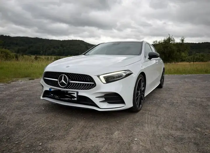 Mercedes-Benz A200