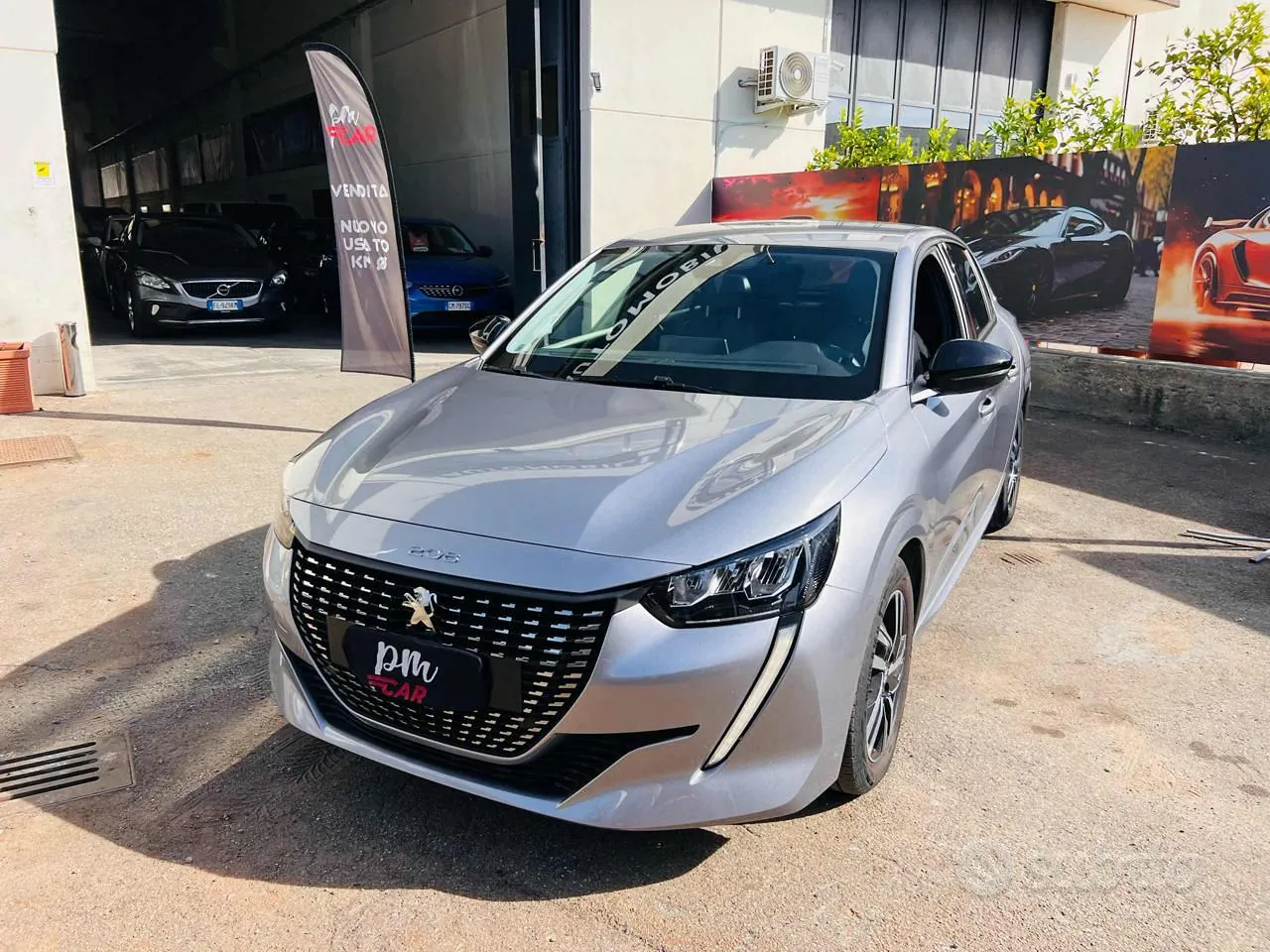 Peugeot 208 2023 photo 2