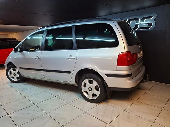 Seat Alhambra 2002 photo 4