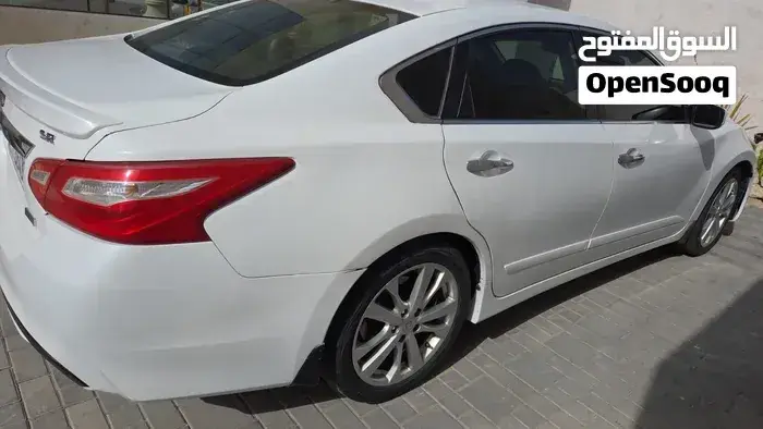 Nissan Altima 2018 photo 3