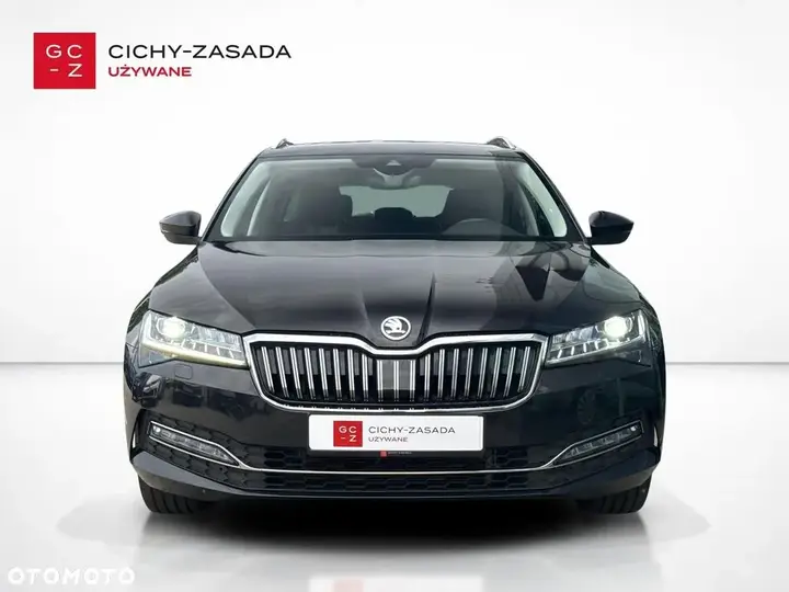 Skoda Superb 2023 photo 2