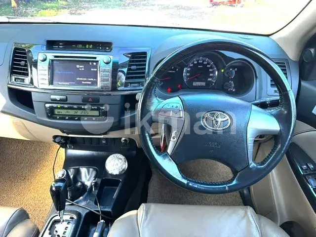 Toyota Fortuner 2015 photo 5