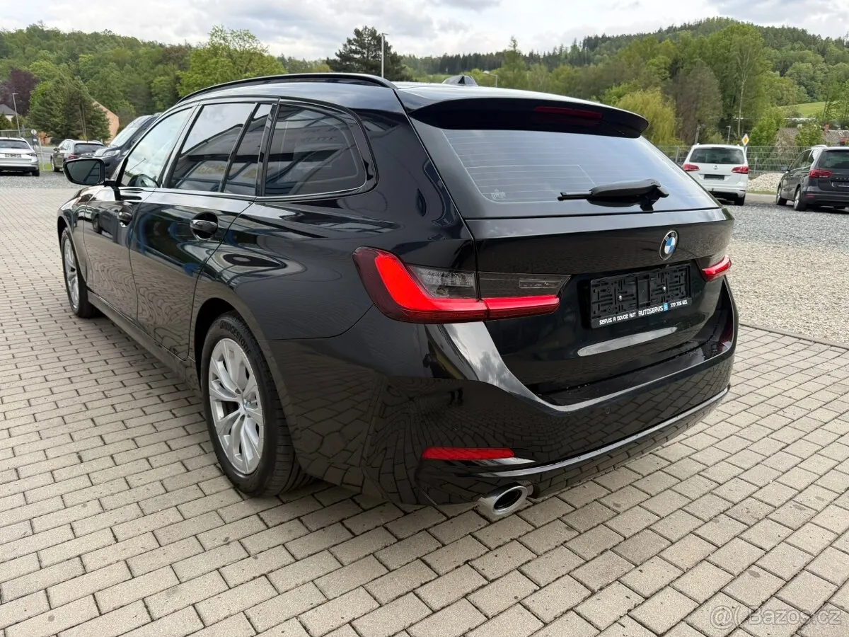 BMW 320D 2023 photo 2