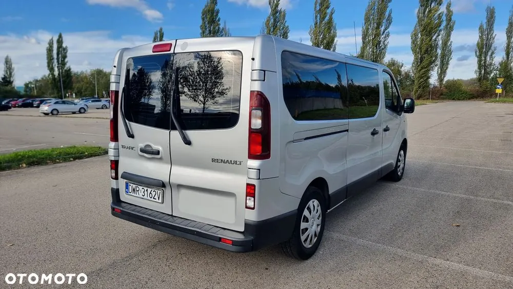 Renault Trafic 2018 photo 4