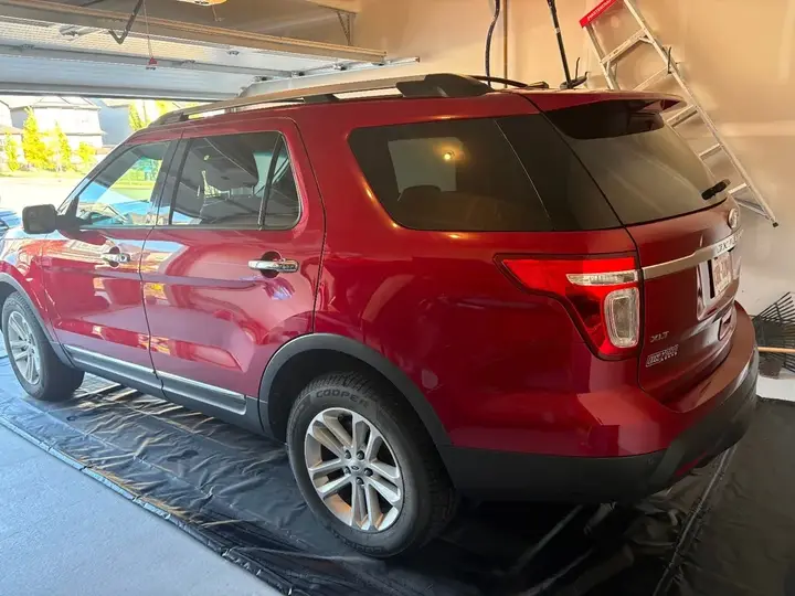 Ford Explorer 2014 photo 2