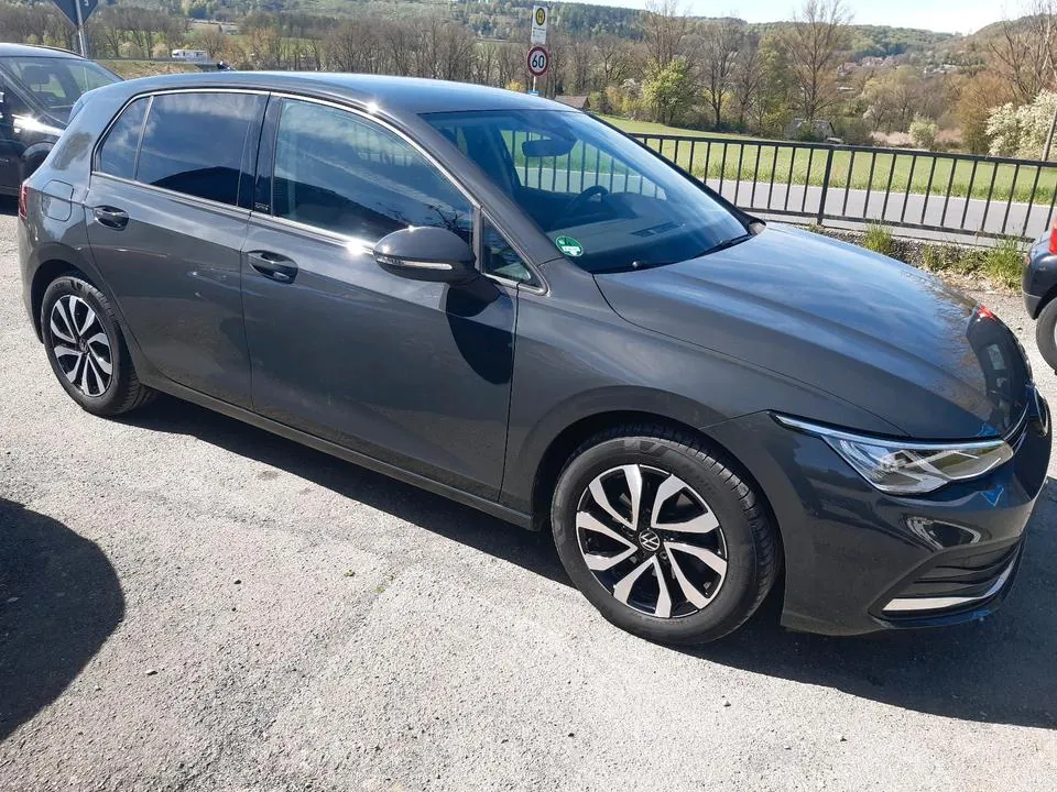 Volkswagen Golf 8 Active