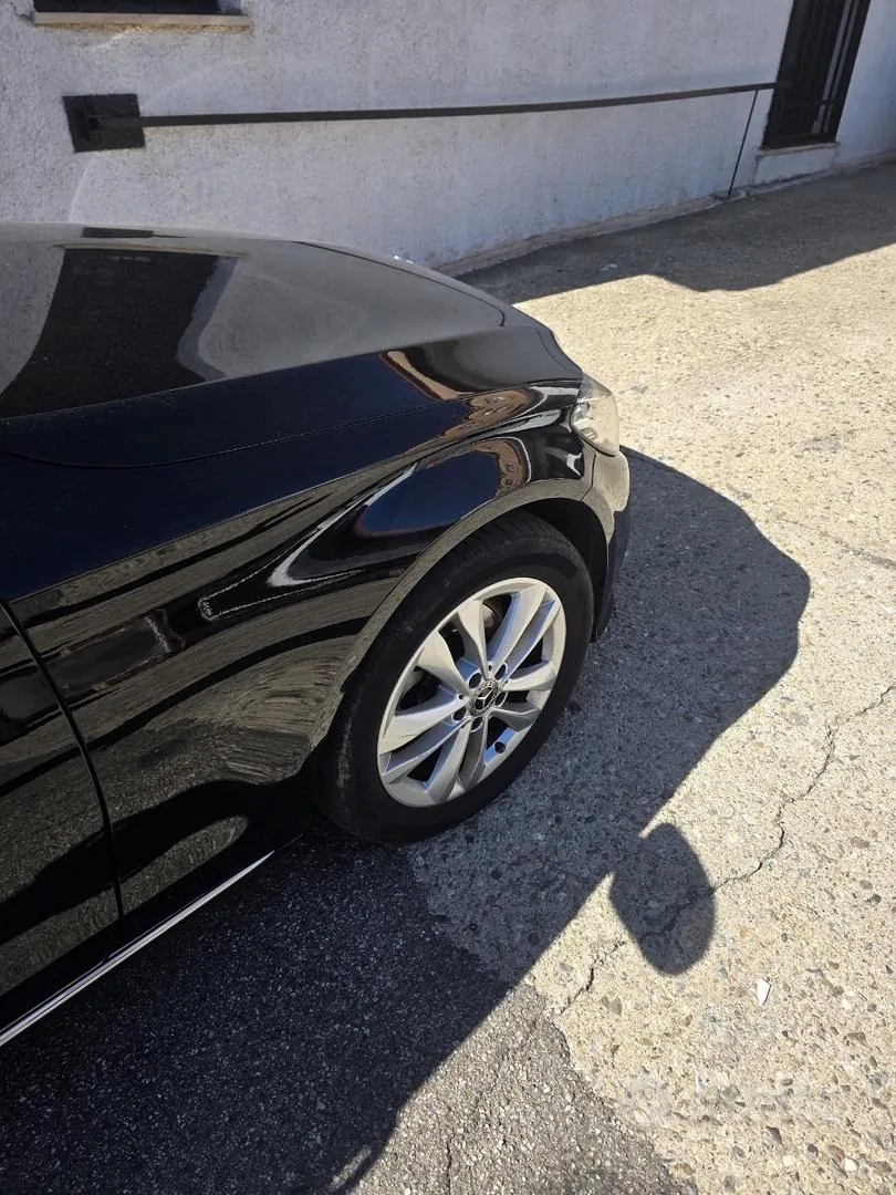 Mercedes-Benz C180 2018 photo 4