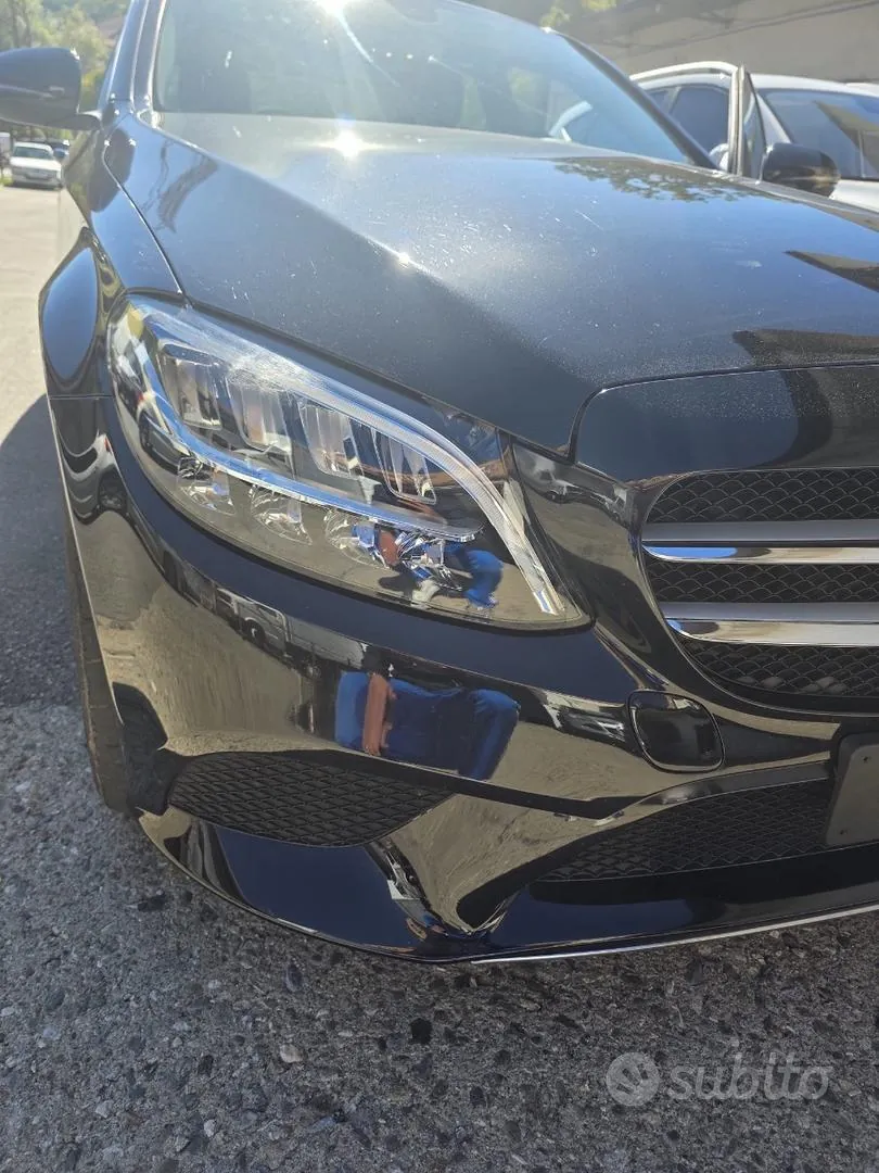 Mercedes-Benz C180 2018 photo 5