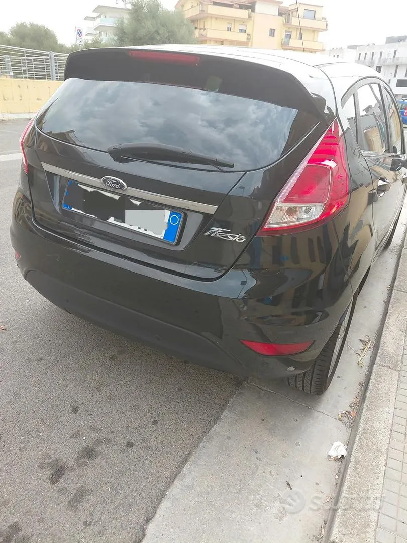Ford Fiesta 2014 photo 4