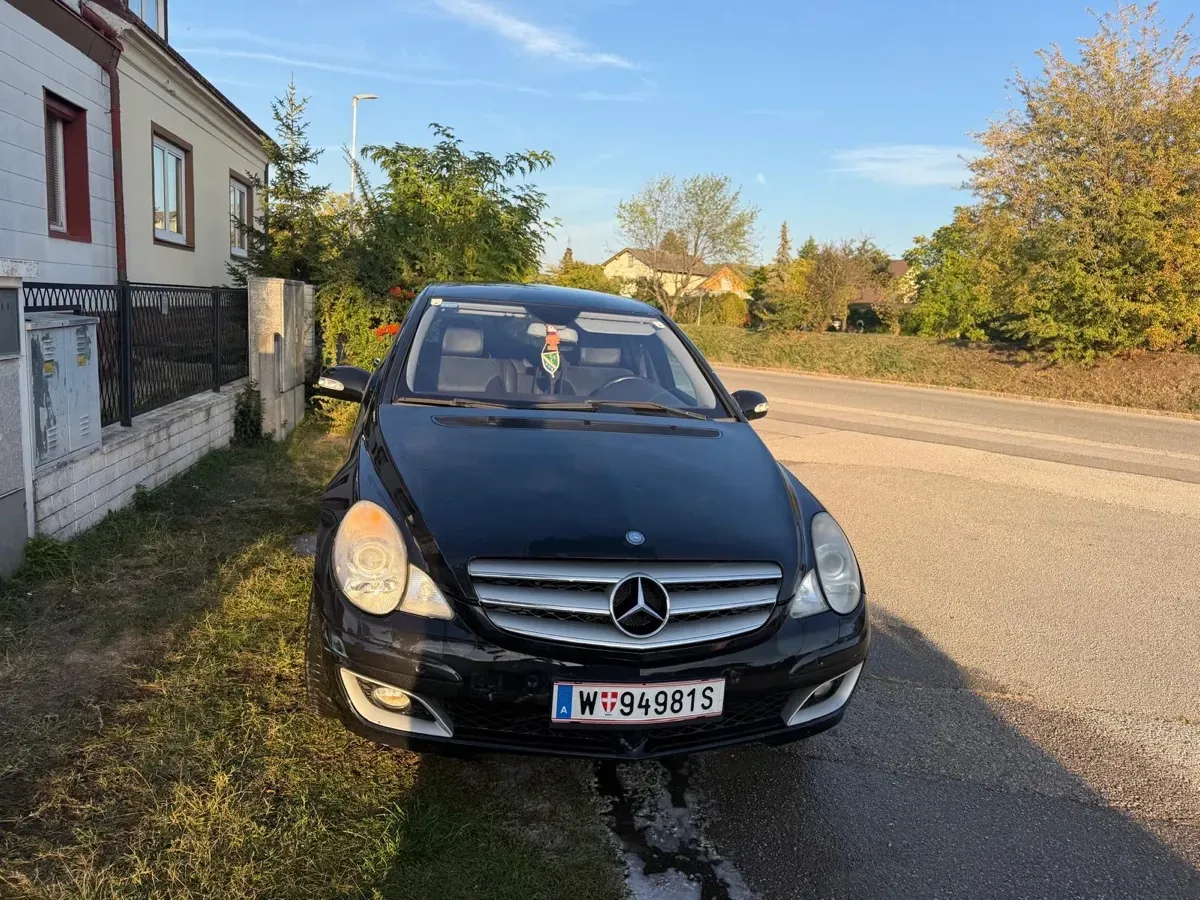 Mercedes-Benz R-Class 2007 photo 2