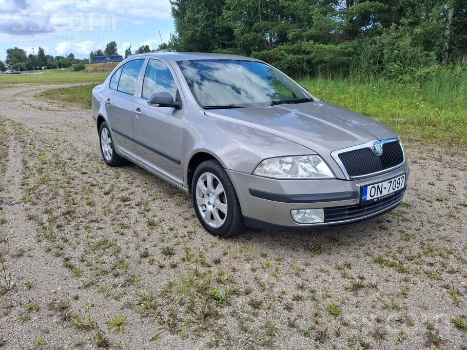 Skoda Octavia 2006 photo 2