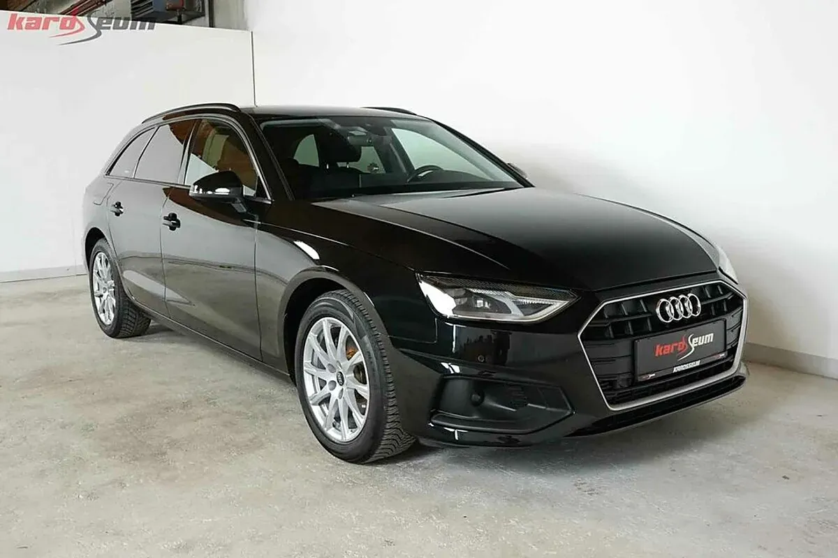 Audi A4 2022 photo 3