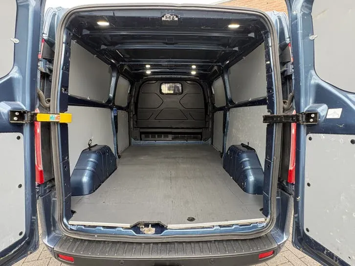 Ford Transit Custom 2020 photo 3