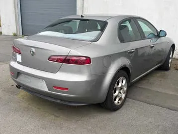 Alfa Romeo 159 2010 photo 3