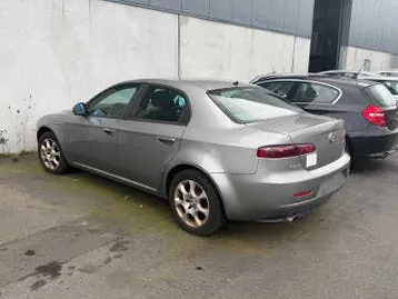 Alfa Romeo 159 2010 photo 2