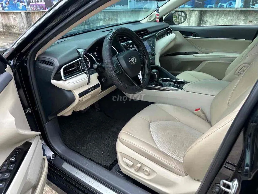 Toyota Camry 2020 photo 5