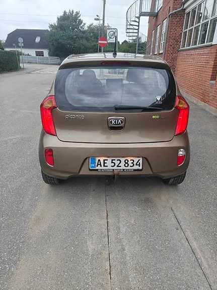 Kia Picanto 2013 photo 2