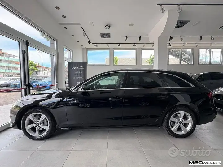 Audi A4 Avant 2023 photo 3